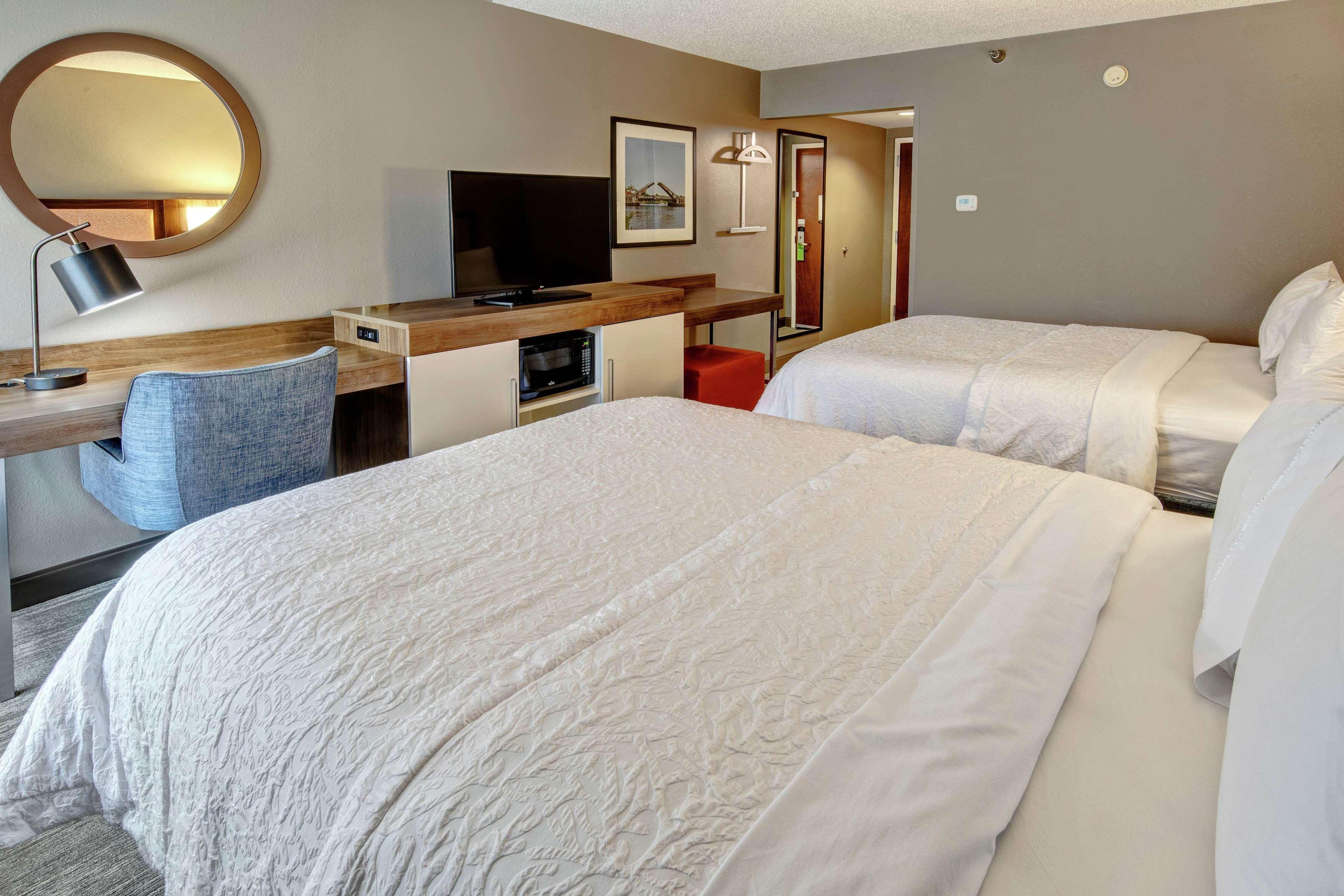 Hampton Inn Elizabeth City Exterior photo