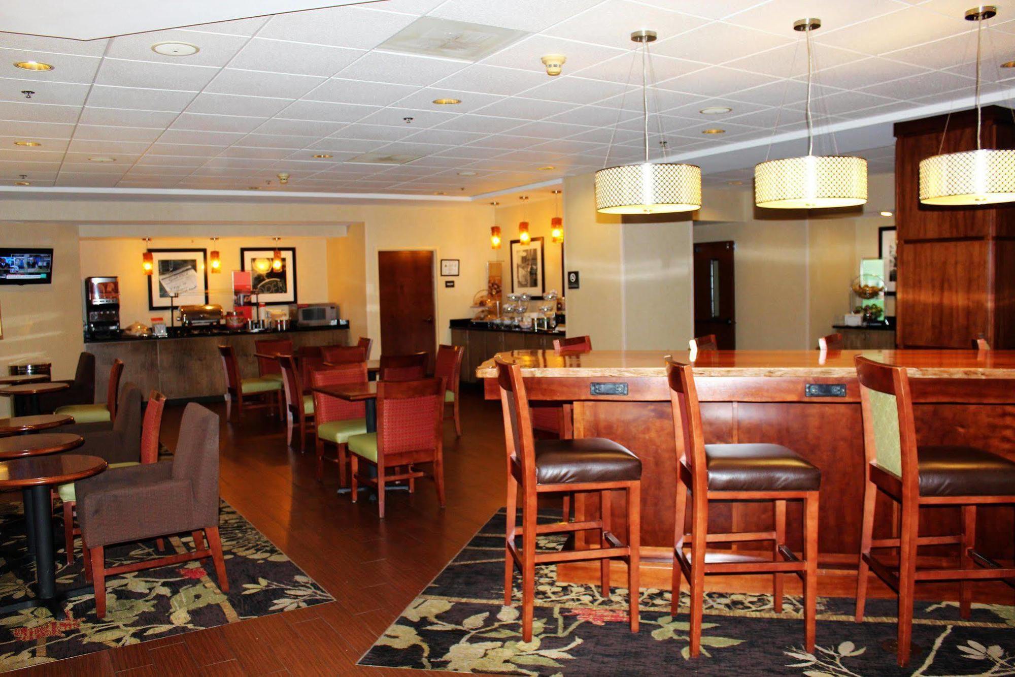 Hampton Inn Elizabeth City Exterior photo